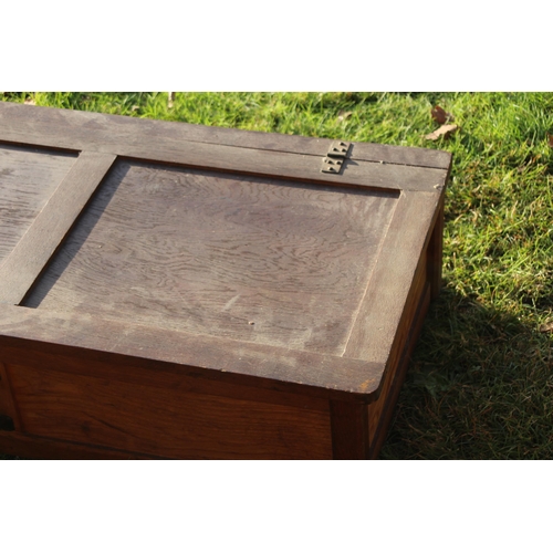 30 - VINTAGE OAK UNDER BED CUPBOARD 
104 X 51 X 25CM