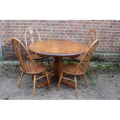 32 - ERCOL EXTENDING  DINING TABLE AND 4 CHAIRS
167 X 115 X 74CM