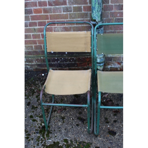 9 - SET OF FIVE VINTAGE RETRO REMPLOY MILITARY GREEN TUBULAR STEEL AND CANVAS STACKABLE CHAIRS
40X 47 X ... 