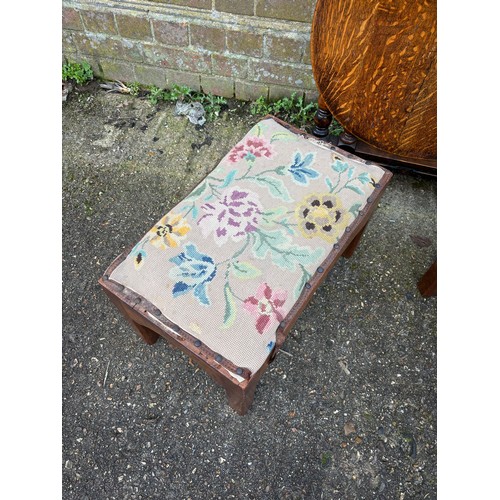 45 - 2 X VINTAGE STOOLS AND TILT TOP SIDE TABLE 
59 X 50CM