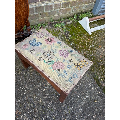 45 - 2 X VINTAGE STOOLS AND TILT TOP SIDE TABLE 
59 X 50CM