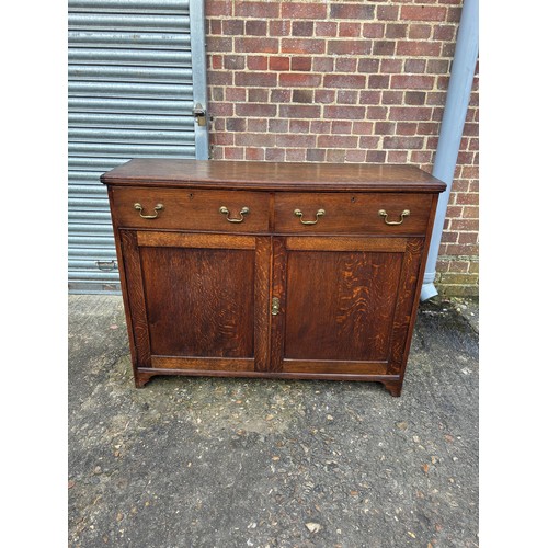 47 - VINTAGE SIDEBOARD 
117 X 36 X 93CM