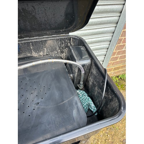 79 - PARTS CLEANER
