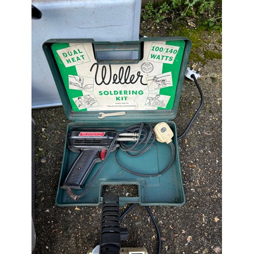 86 - BOX OF ELECTRICALS