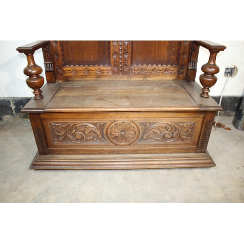 58 - SOLID OAK SETTLE - A/F TO TOP
118 X 48 X 140CM