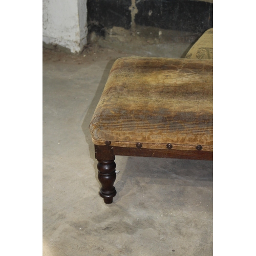 61 - 3 X VINTAGE STOOLS
122 X 32 X 21CM