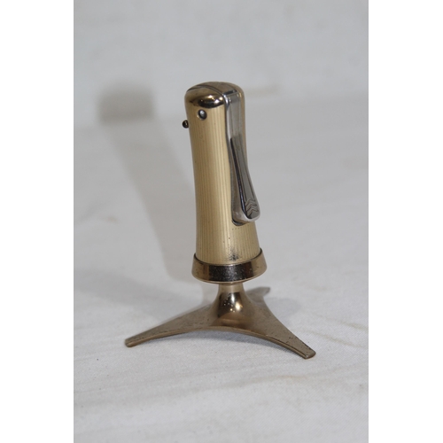 887 - RETRO RONSON TABLE LIGHTER
10CM