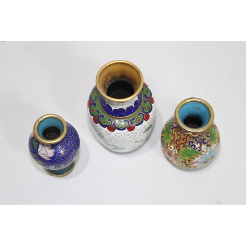 898 - THREE SMALL ORIENTAL CLOISONNÉ ENAMEL VASES
10CM