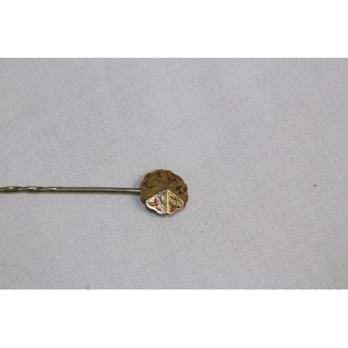 1314 - TWO 9CT GOLD SET STICK PINS - 2.82G - PINS NOT GOLD