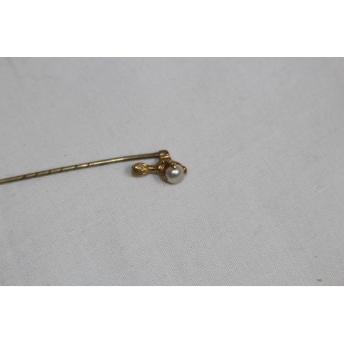 1314 - TWO 9CT GOLD SET STICK PINS - 2.82G - PINS NOT GOLD