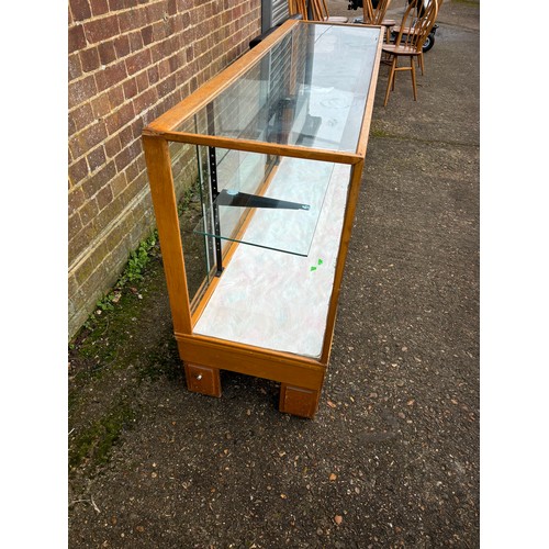 37 - VINTAGE SHOP KEEPERS DISPLAY CABINET 
153 X 46 X 92CM