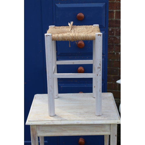 39 - QUANTITY OF PAINTED FURNITURE  x6
90 X 150 X 44CM