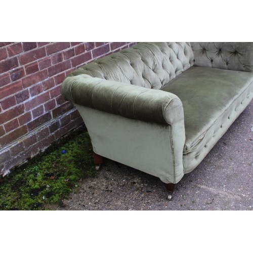 34 - VINTAGE GREEN FABRIC CHESTERFIELD SOFA 
170 X 80 X 67CM
