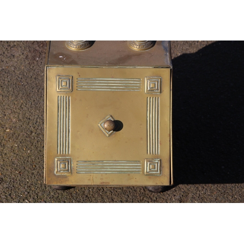 311 - BRASS COAL BIN WITH SHOVEL
28 X 41 X 32CM