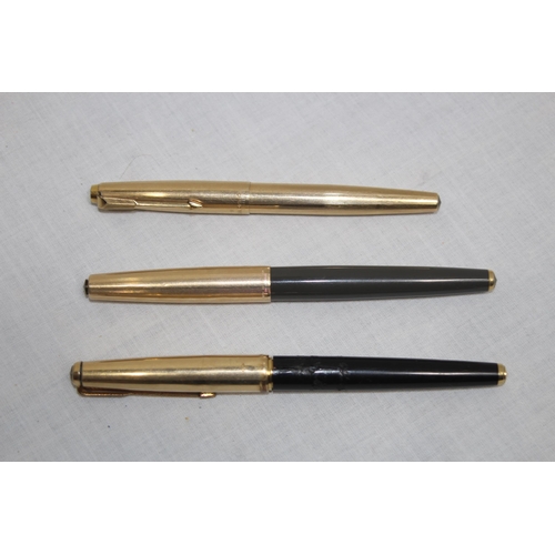 547 - THREE 1/10 12 CT ROLLED GOLD PARKER FOUNTAIN PENS ROLLED GOLD SECTIONS - 27.6 GRAMS