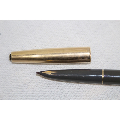 547 - THREE 1/10 12 CT ROLLED GOLD PARKER FOUNTAIN PENS ROLLED GOLD SECTIONS - 27.6 GRAMS