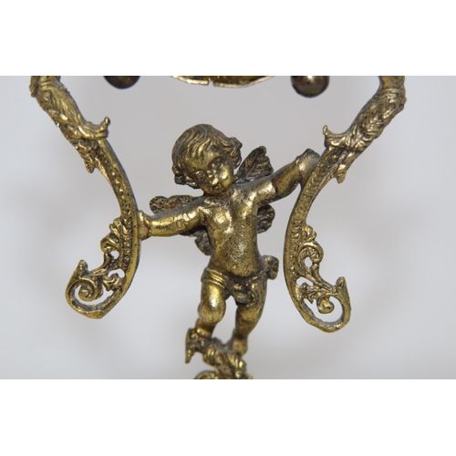 550 - ANTIQUE GILT BRONZE AND ONYX BOUDOIR CLOCK