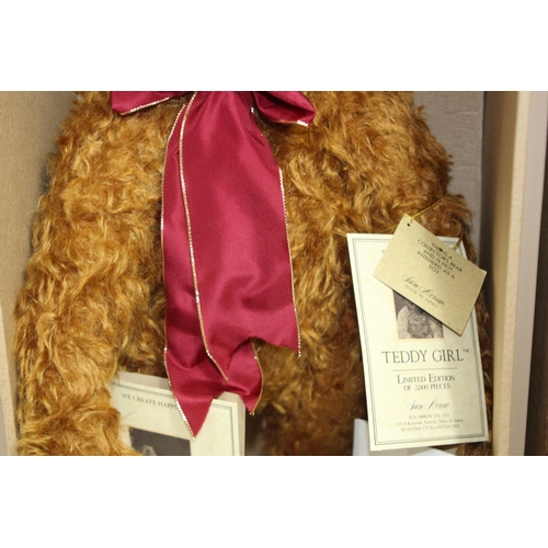 647 - STEIFF LIMITED EDITION TEDDY GIRL 404306 BEAR IN BOX