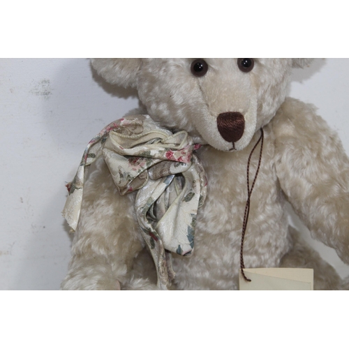 649 - BARFIDEL TEDDY BEAR
40CM