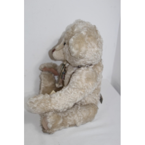 649 - BARFIDEL TEDDY BEAR
40CM