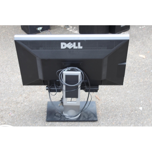 611 - VINTAGE APPLE AND DELL MONITORS