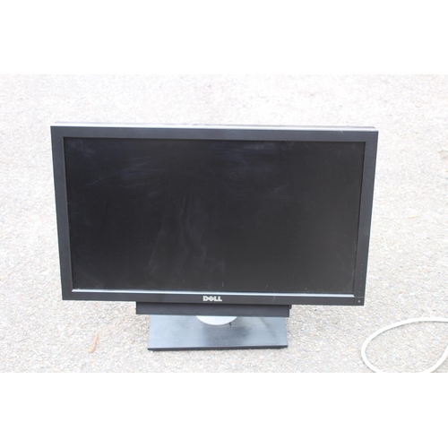 611 - VINTAGE APPLE AND DELL MONITORS