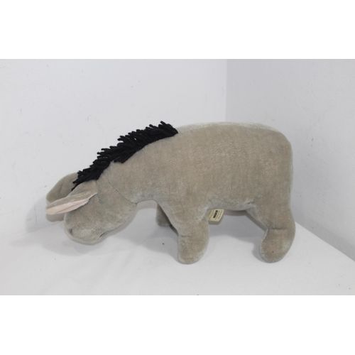 Lot 706       
