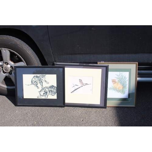 76 - 2 ORIENTAL WATERCOLOURS AND A SILK SCREEN PRINT
54 X 48CM