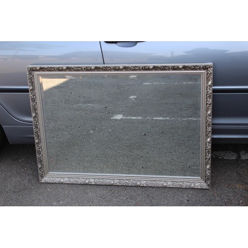 84 - ORNATE BEVELLED MIRROR
102 X 72CM