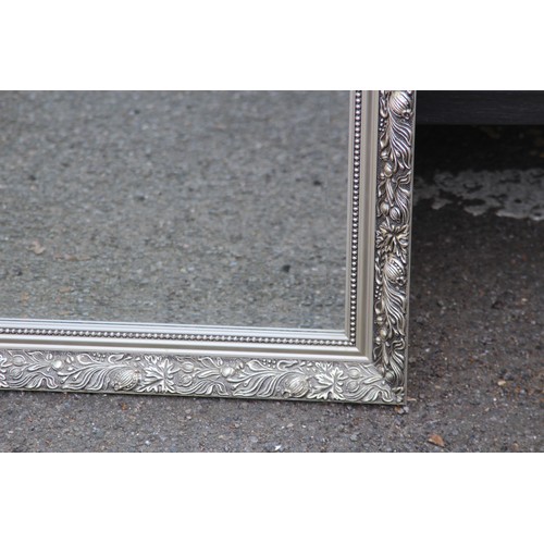 84 - ORNATE BEVELLED MIRROR
102 X 72CM