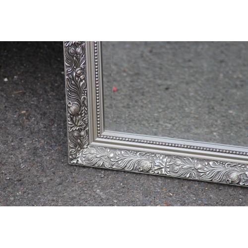 84 - ORNATE BEVELLED MIRROR
102 X 72CM