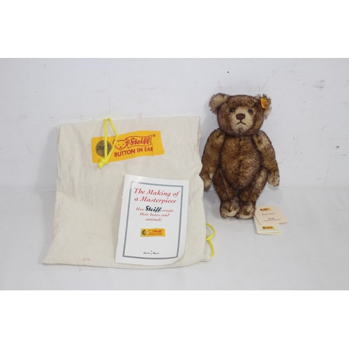 Lot 713       
