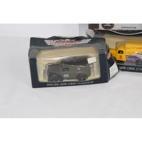 727 - 20 BOXED DIE CAST VEHICLES