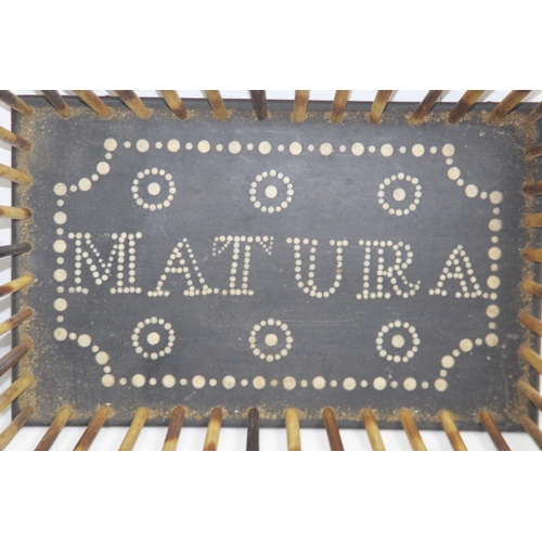 545 - SMALL ANTIQUE PORCUPINE AND HARDWOOD BASKET
19 x 26 x 9CM