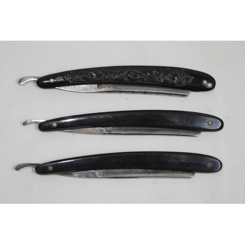 551 - SELECTION OF CUT THROAT RAZORS
