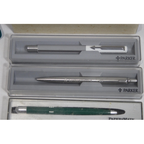 552 - QUANTITY OF PENS ETC