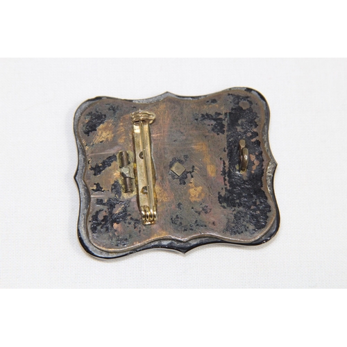 557 - ANTIQUE MOURNING BROOCH