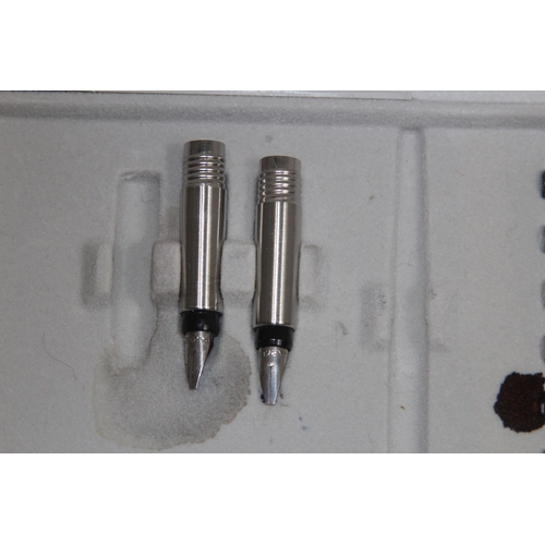559 - PARKER CALLIGRAPHY SET
