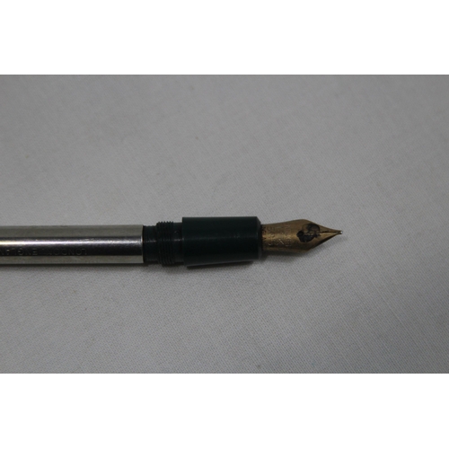560 - 14CT GOLD NIB PARKER PEN - CASING MISSING
