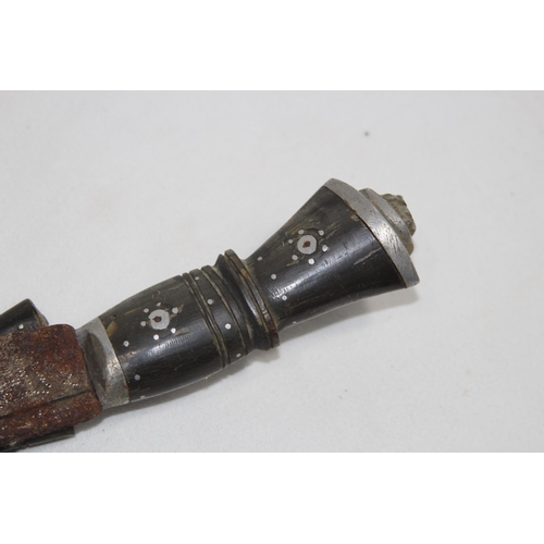 562 - VINTAGE KUKRI