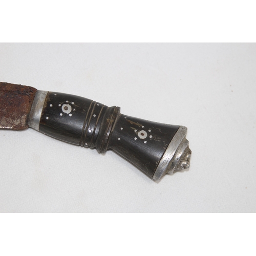 562 - VINTAGE KUKRI