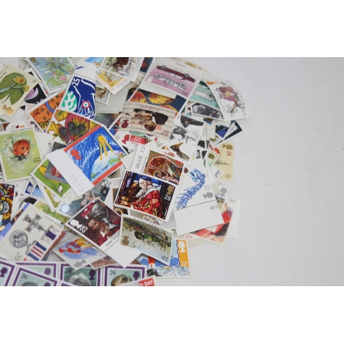 435 - VERY LARGE QTY OF USABLE FESTIVE / PICTORIAL STAMPS WITH A MINIMUM FACE VALUE OF £210
