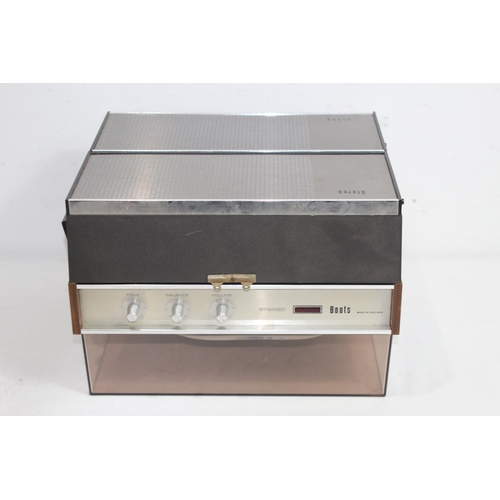 606 - VINTAGE BOOTS RECORD SYSTEM