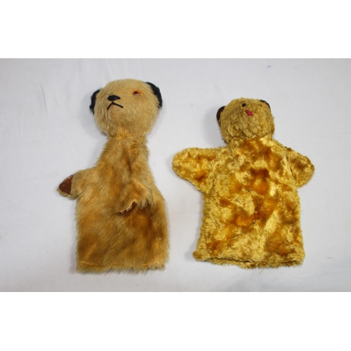 646 - STEIFF CLUB BOXED PINS AND VINTAGE SOOTY PUPPETS ETC