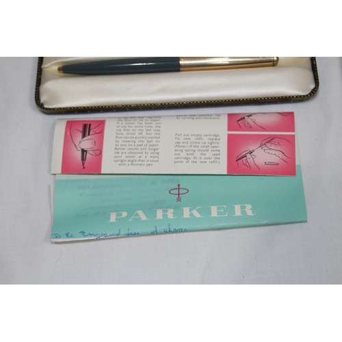 568 - CASED VINTAGE PARKER PEN SET 1/10TH 12CT GOLD WITH PAPERWORK AND ANOTHER SIMILAR PARKER FOUNTAIN PEN