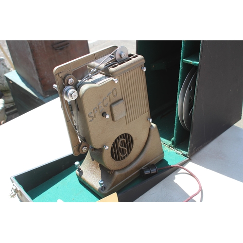 622 - VINTAGE SPECTO 500 PROJECTOR