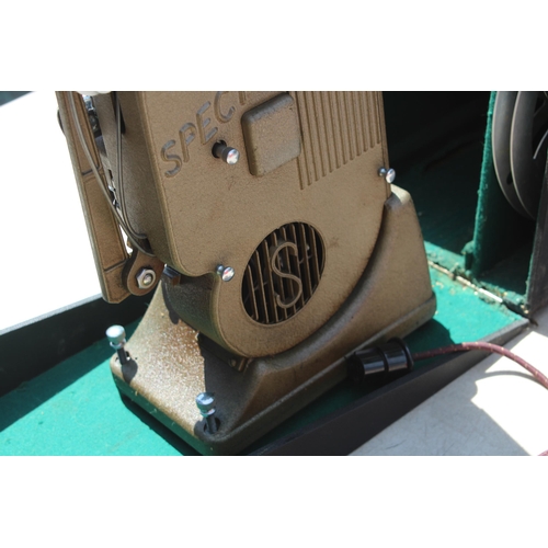 622 - VINTAGE SPECTO 500 PROJECTOR