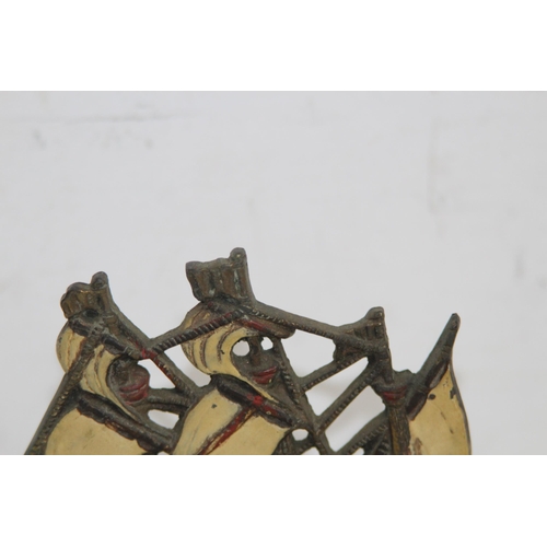 575 - VINTAGE PAINTED CAST DESK INKWELL
