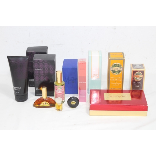 584 - QUANTITY OF PERFUME ETC