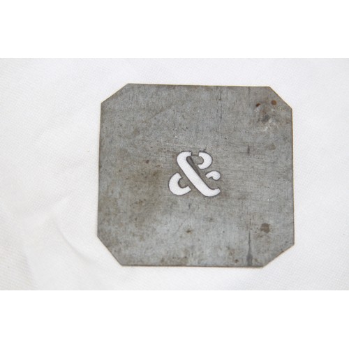 716 - QUANTITY OF ANTIQUE METAL STENCIL LETTERS